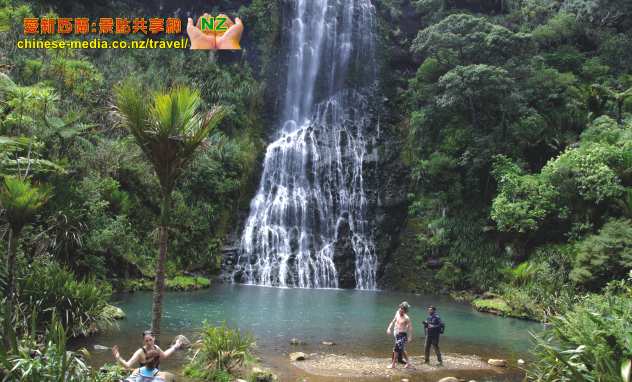 Karekare Beach 凱里凱裡黑沙灘 瀑布  La Trobe Track Taraire Track Karekare Falls 