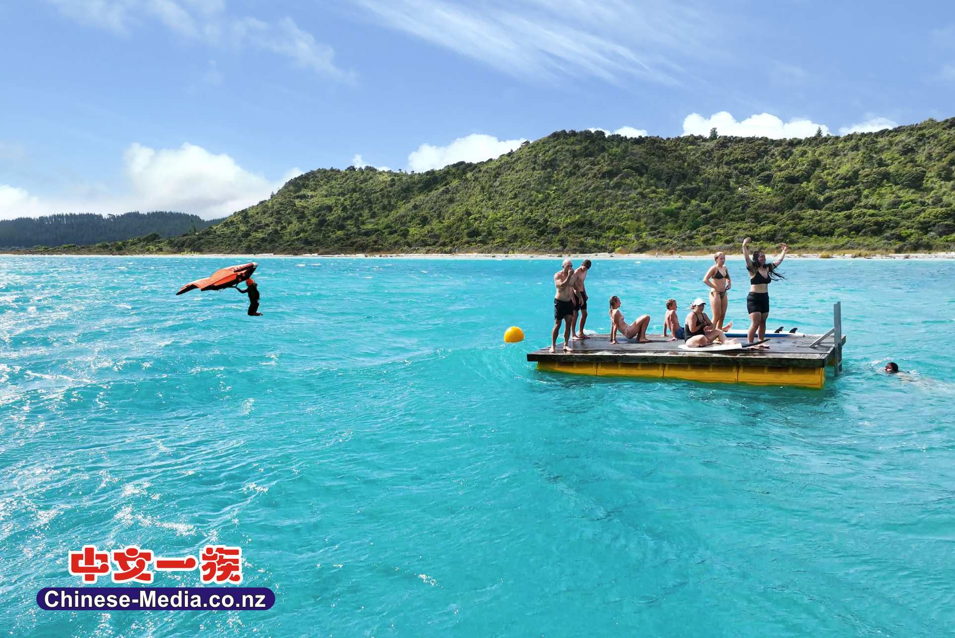 小馬爾代夫, 凱伊維湖, Kai Iwi Lakes, Lake Waikere, Lake Kaiiwi, Lake Taharoa, Kaipara    中文一族傳媒新西蘭旅遊景點