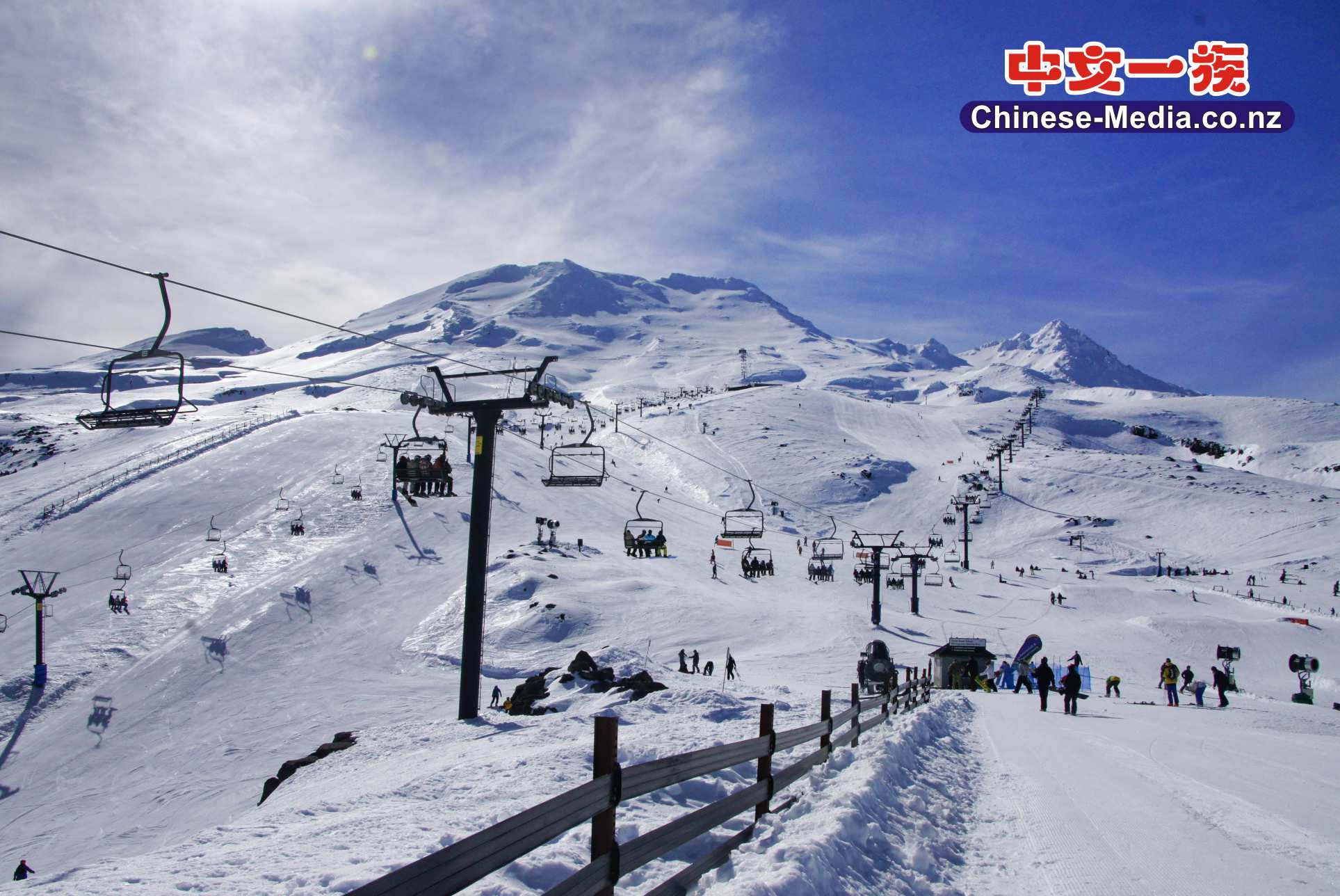 Mt Ruapehu, Whakapapa, Turoa, ski field, Mt Tongariro       中文一族傳媒新西蘭旅遊景點