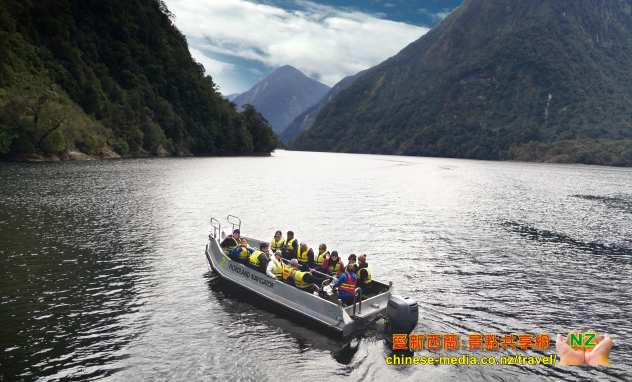 Doubtful Sound 神奇峽灣 過夜遊輪團 Manapouri  Overnight Cruises